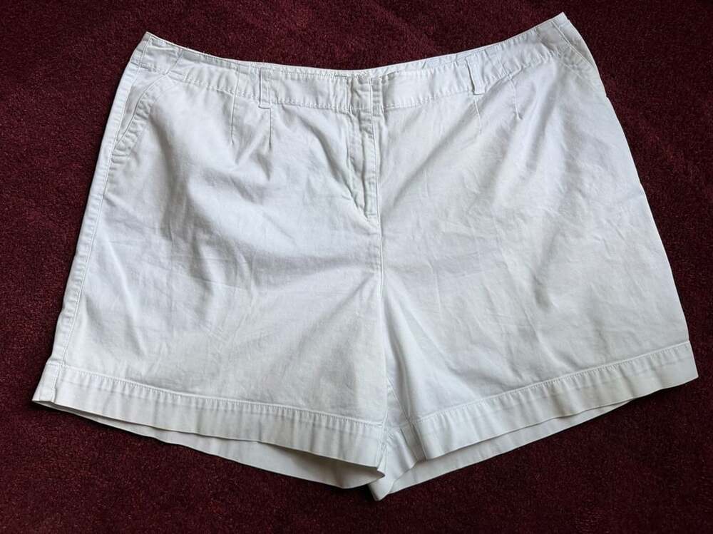 Talbots Woman Petites Stretch White Chino Shorts Size 22W